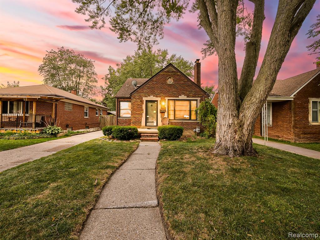 19676 Woodmont Street Property Photo 1
