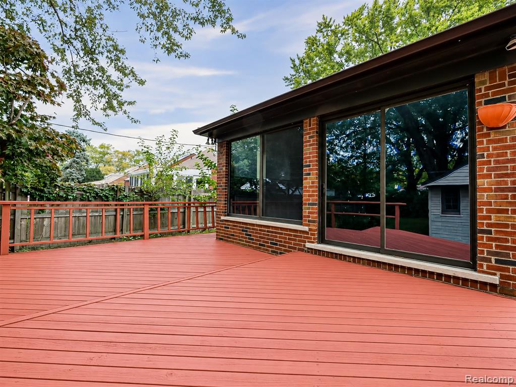 19676 Woodmont Street Property Photo 21