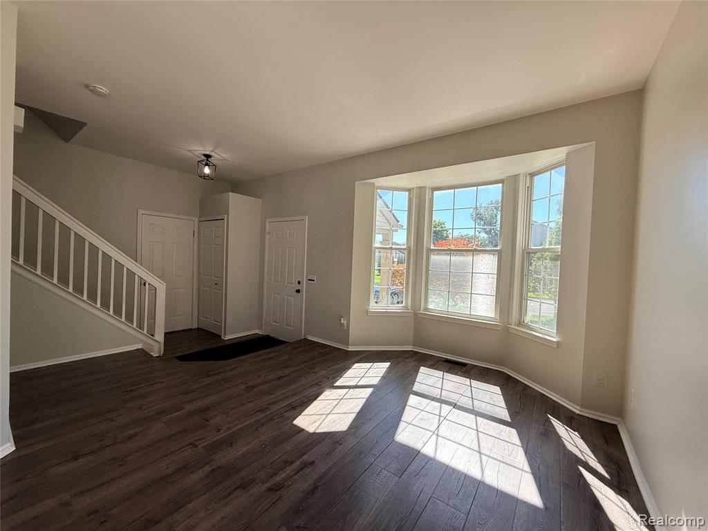 7457 Streamwood Drive Property Photo 8