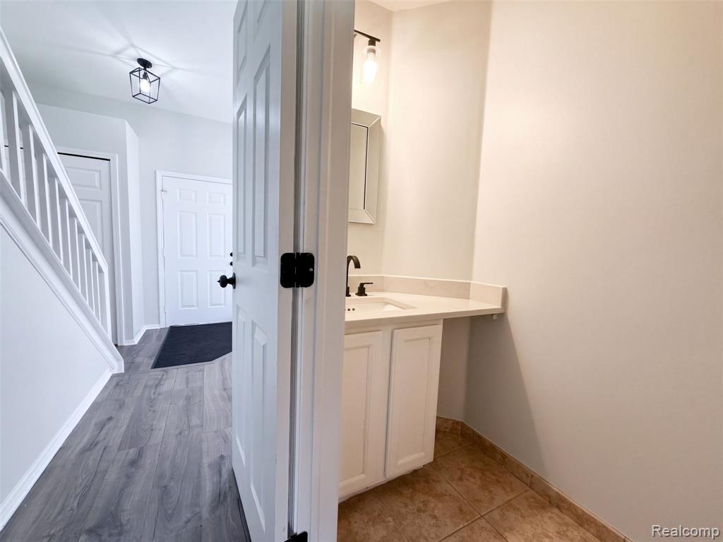 7457 Streamwood Drive Property Photo 11