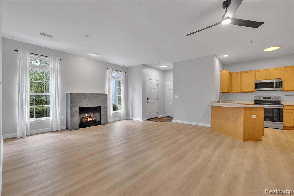 25592 Sun Sail Property Photo 5