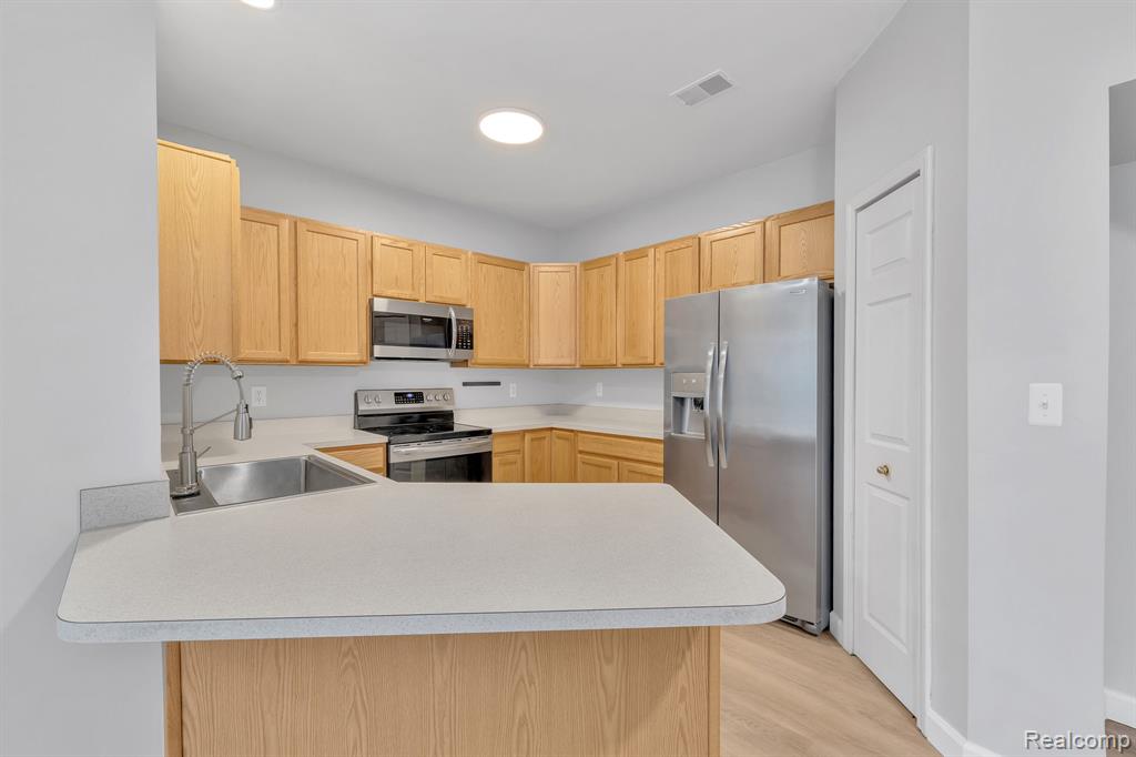 25592 Sun Sail Property Photo 8