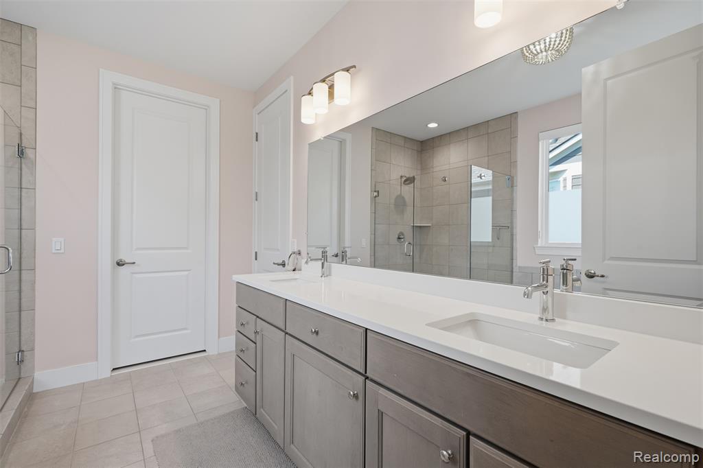 17103 Princeton Lane Property Photo 28