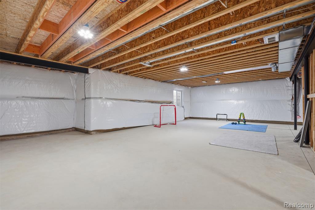 17103 Princeton Lane Property Photo 38