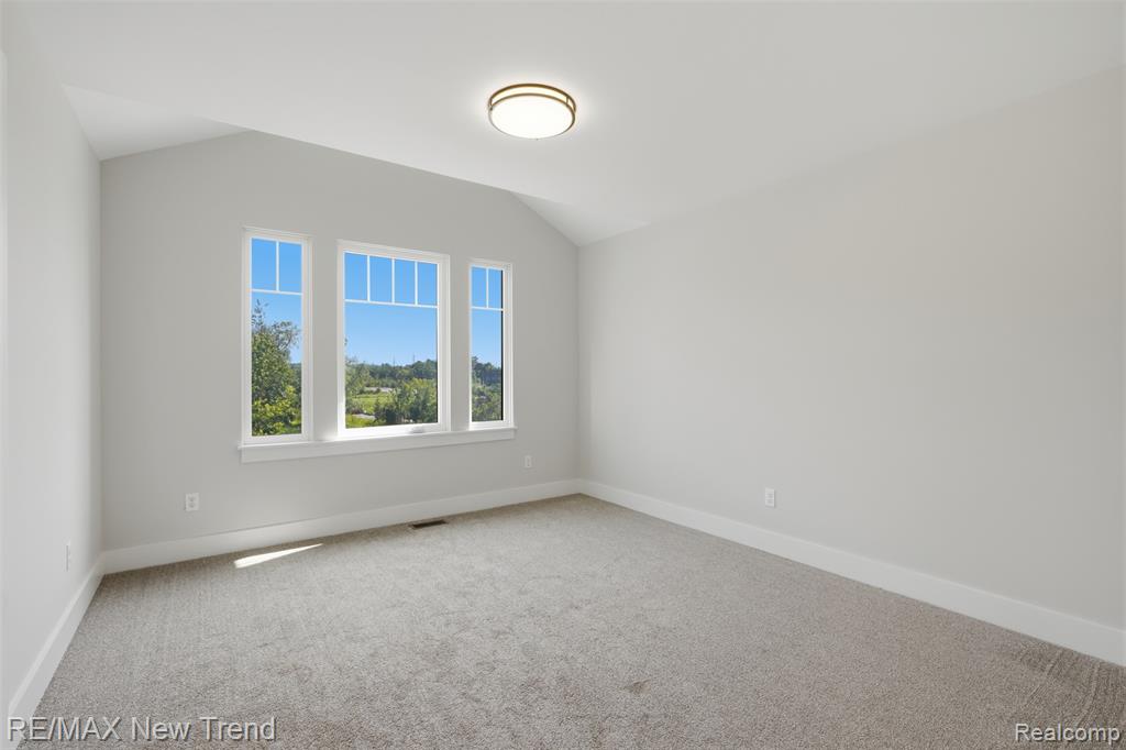 185 Summit View Court Property Photo 29