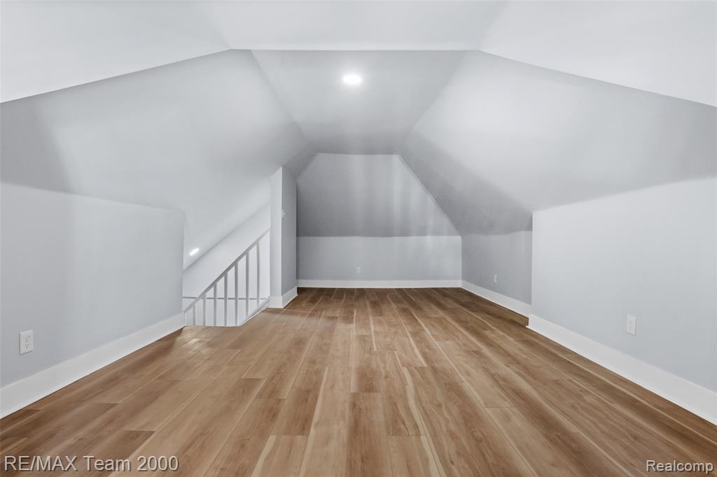2435 Canton Street Property Photo 24