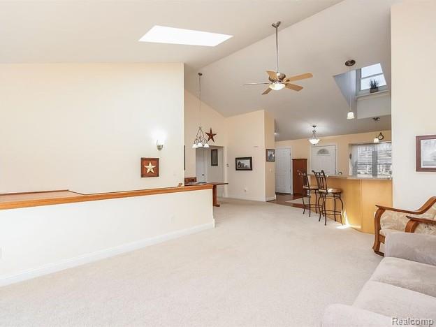 325 Woodhaven Place Property Photo 9