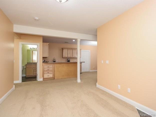325 Woodhaven Place Property Photo 27