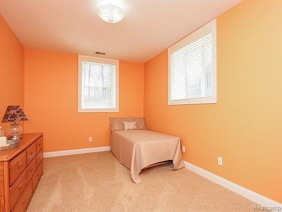 325 Woodhaven Place Property Photo 28