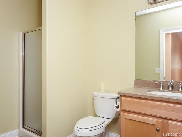 325 Woodhaven Place Property Photo 29