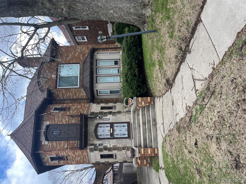 18018 Cherrylawn Street Property Photo 1