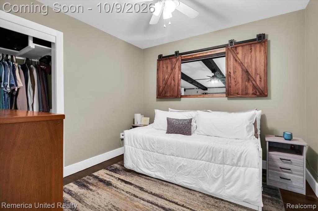 826 Squire Lane Property Photo 12