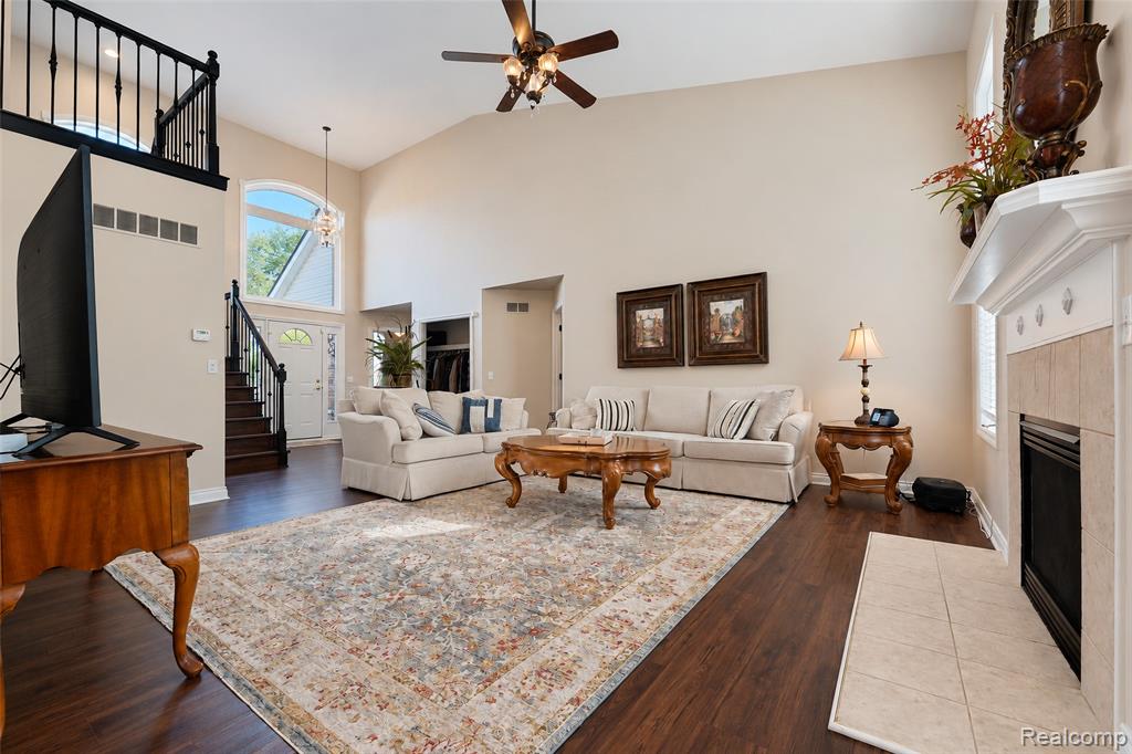 26729 Hawthorne Boulevard Property Photo 14
