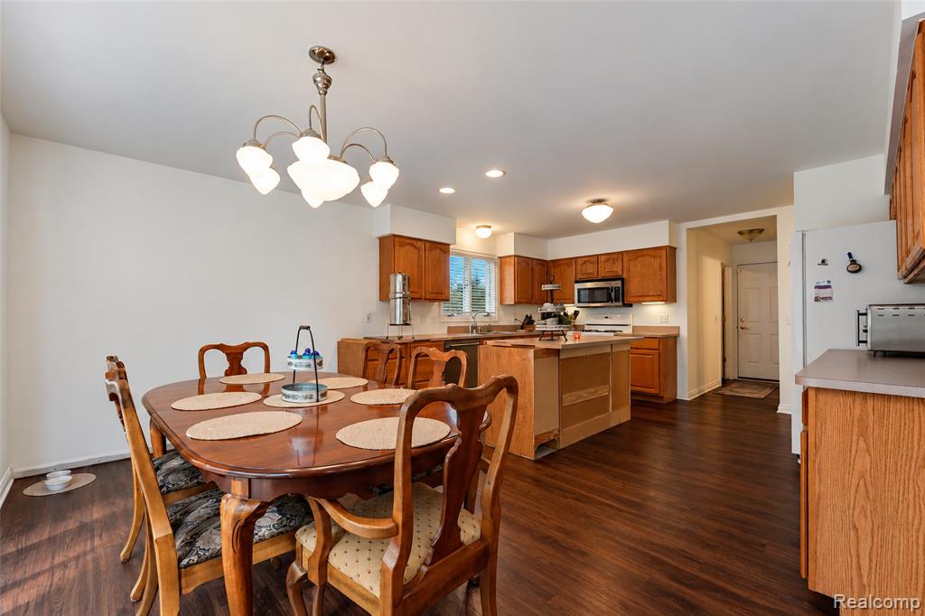 26729 Hawthorne Boulevard Property Photo 15