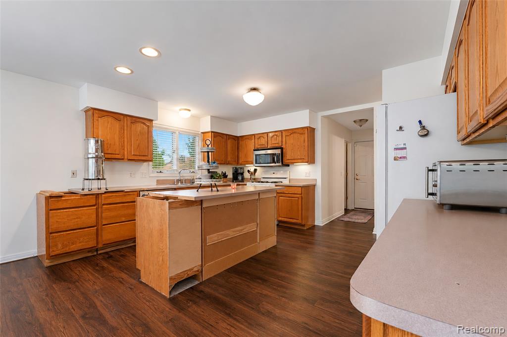 26729 Hawthorne Boulevard Property Photo 19