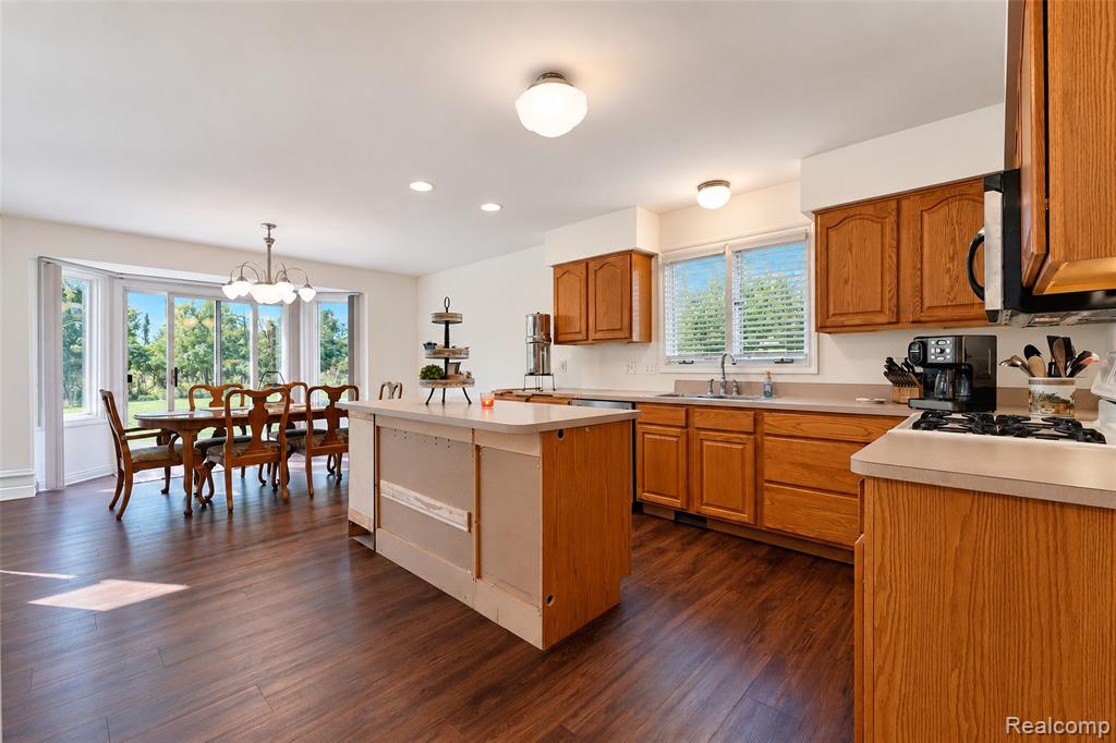 26729 Hawthorne Boulevard Property Photo 22