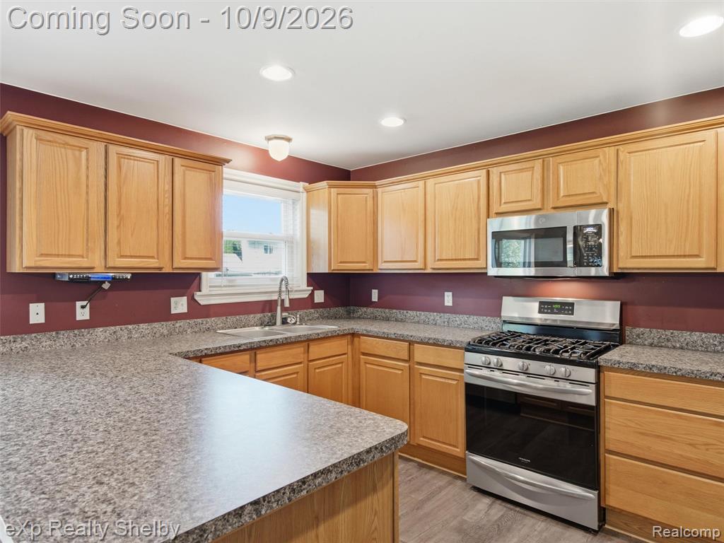 73927 Madison Street Property Photo 11