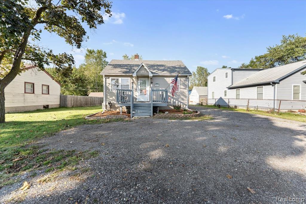 20594 Gibraltar Road Property Photo 1
