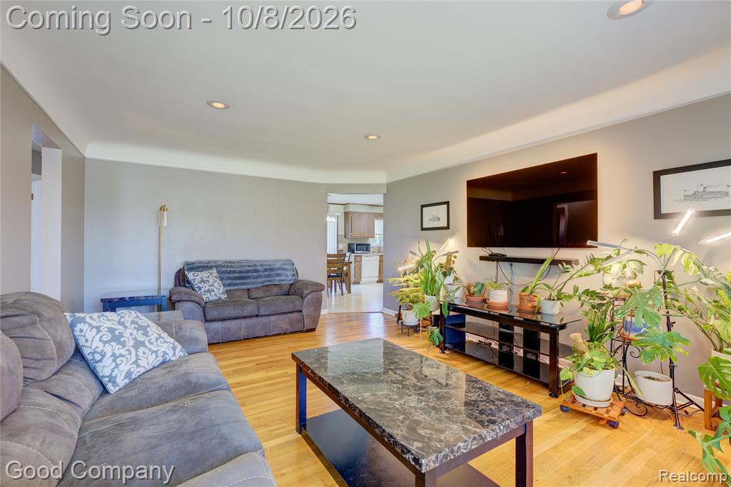 4529 Sudbury Drive Property Photo 4