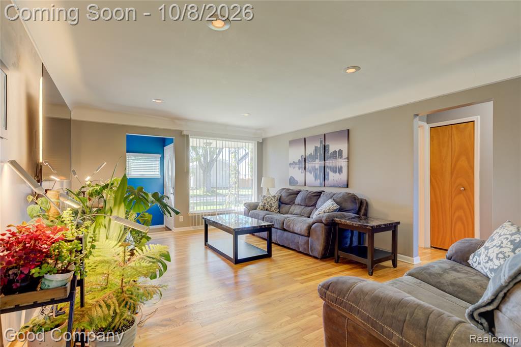 4529 Sudbury Drive Property Photo 5