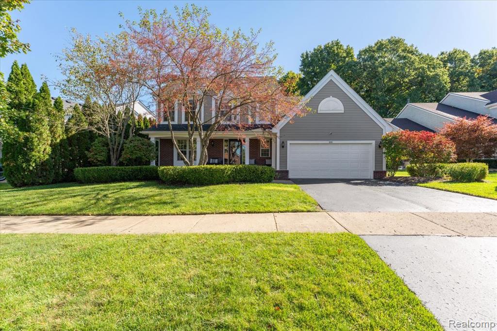 100 Ridge Field Court Property Photo 1