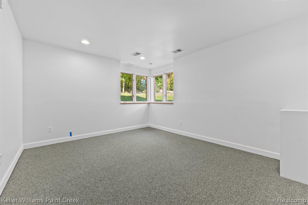 24037 Armada Center Rd Property Photo 38