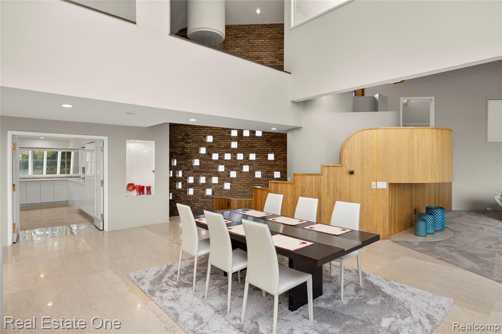 1440 Lochridge Road Property Photo 8