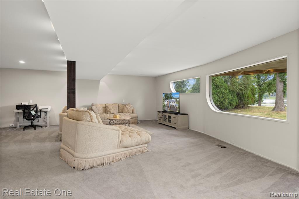 1440 Lochridge Road Property Photo 59