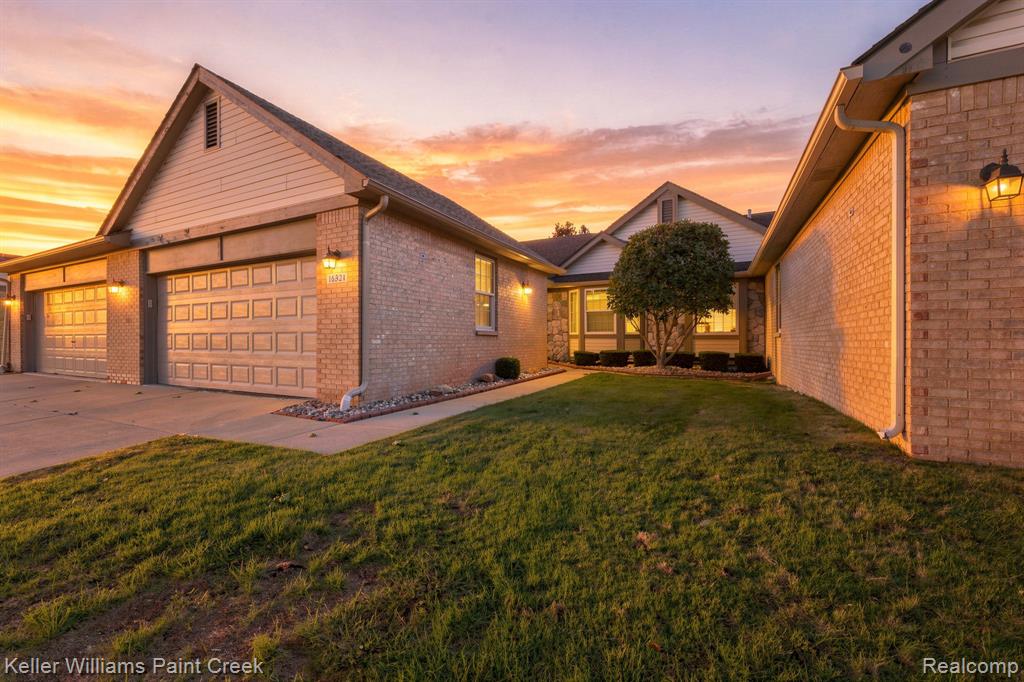 16321 Scenic Property Photo 1