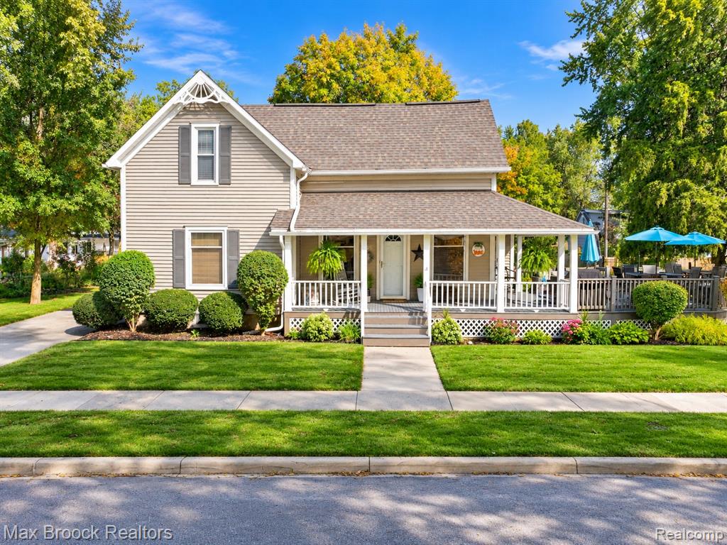 206 River Street Property Photo 1