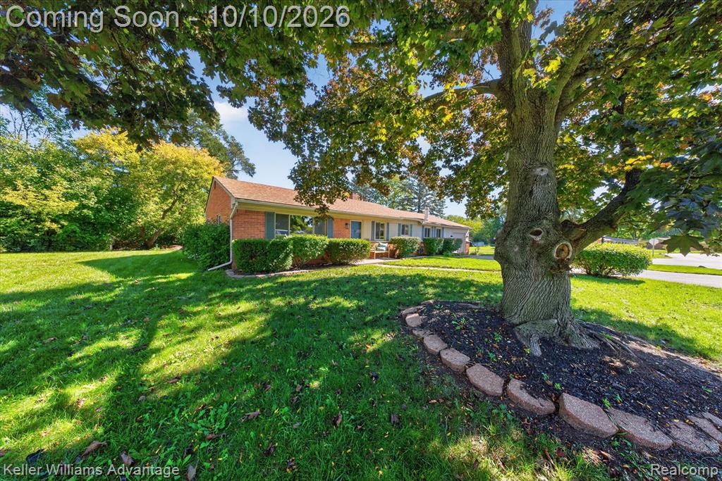 41881 Quince Drive Property Photo 2