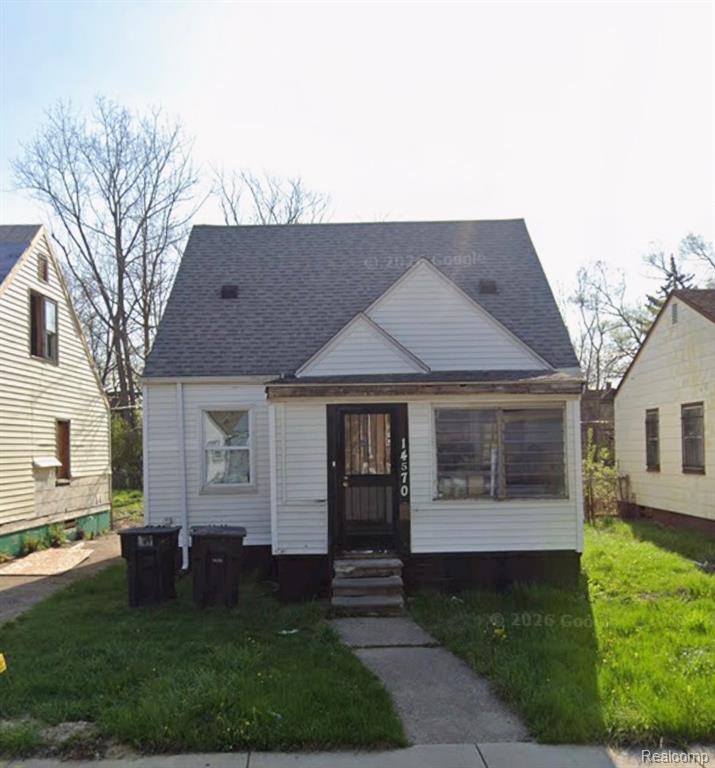 14570 Greenlawn Street Property Photo 1