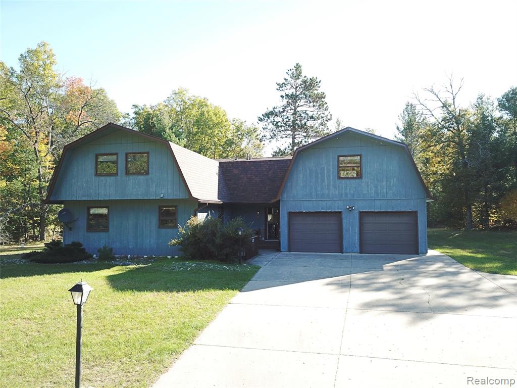 2199 Blueberry Hill Rd Property Photo 1