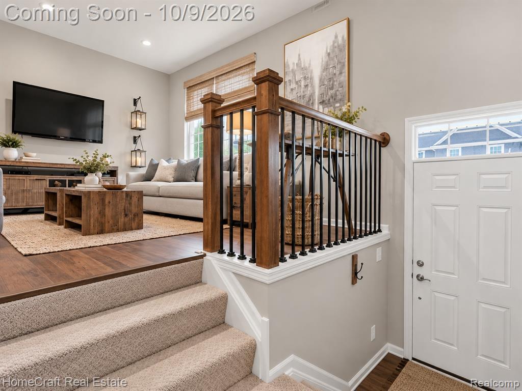 220 N Sydney Court Property Photo 5