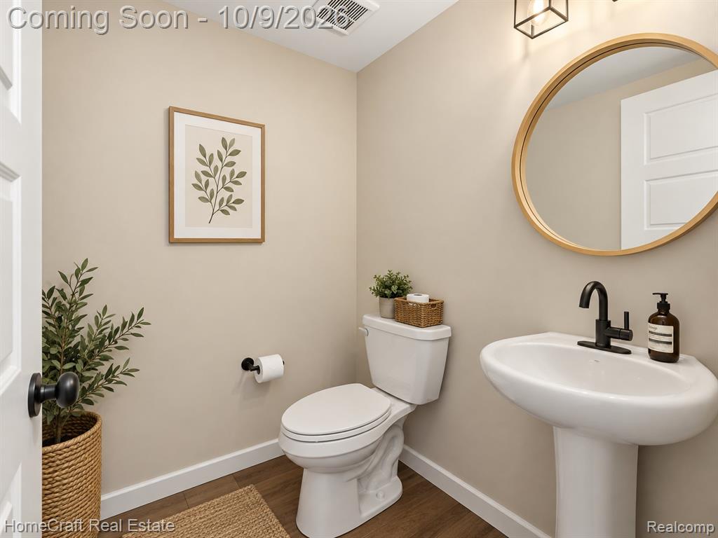 220 N Sydney Court Property Photo 26