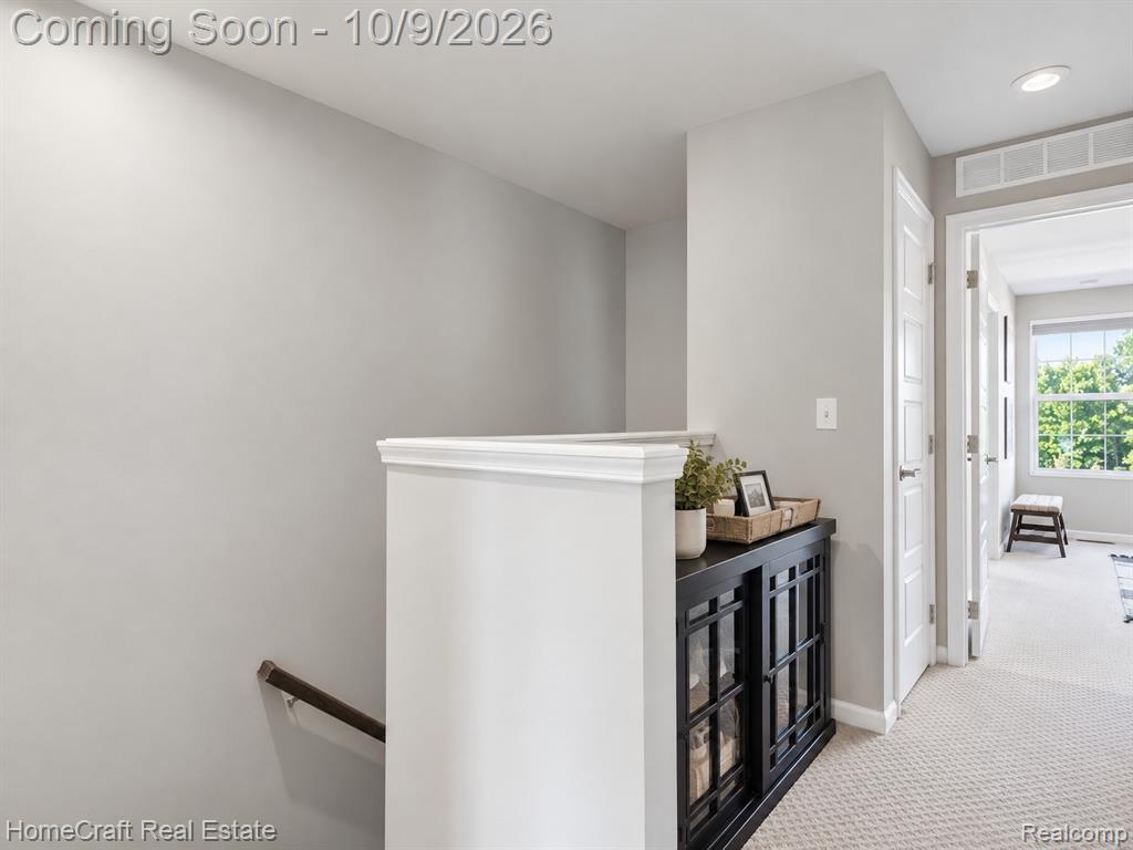 220 N Sydney Court Property Photo 28