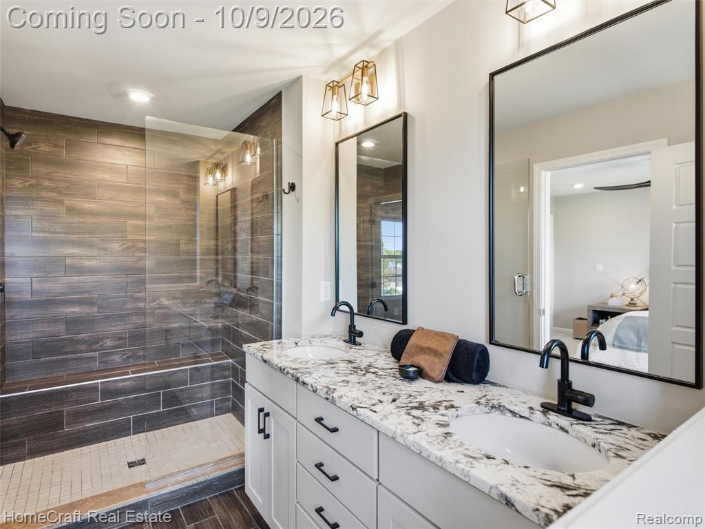 220 N Sydney Court Property Photo 32