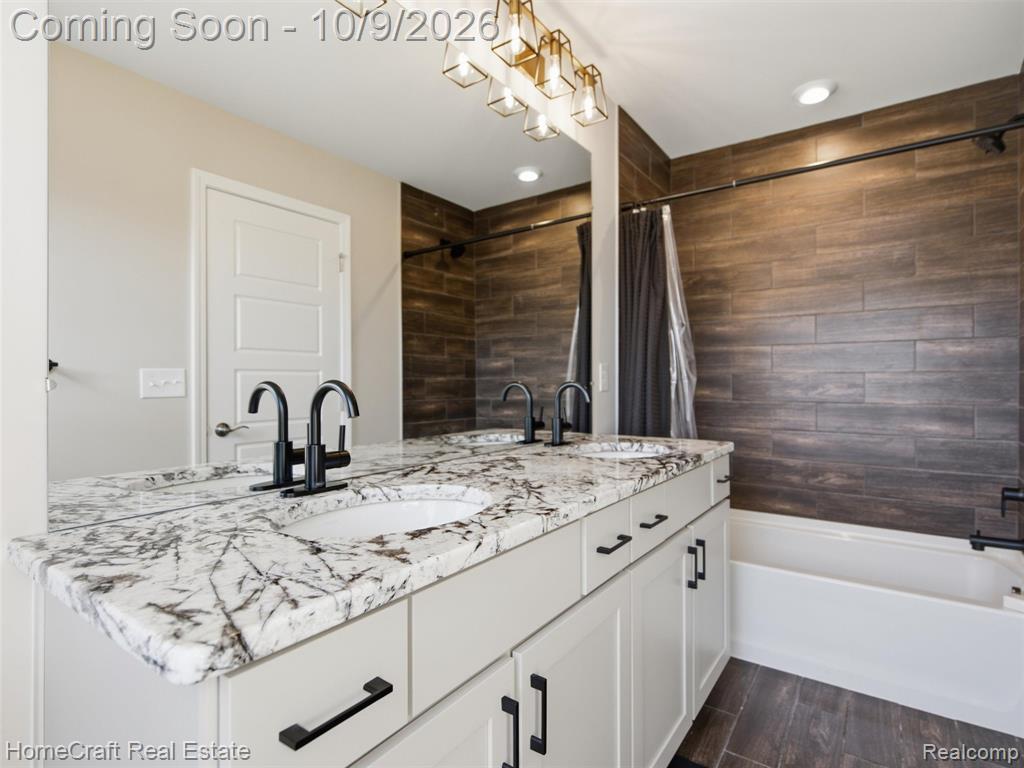 220 N Sydney Court Property Photo 38