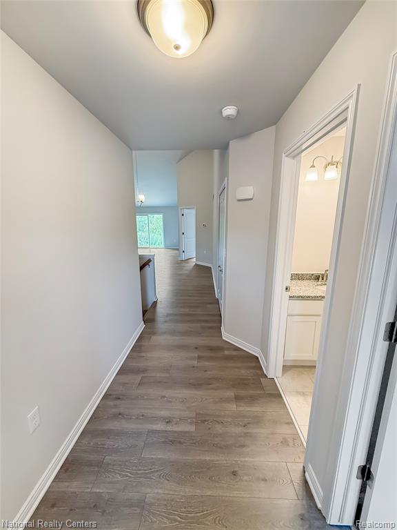360 Devonshire (move In Ready) Drive Property Photo 3