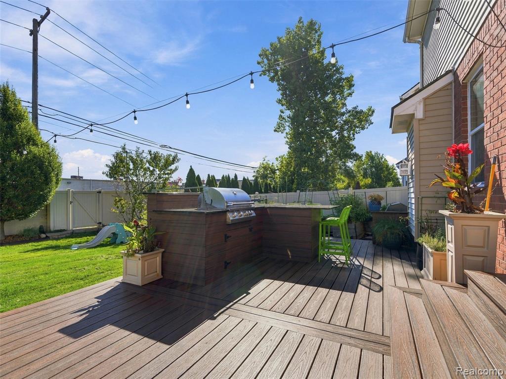 1656 Harvard Drive Property Photo 36