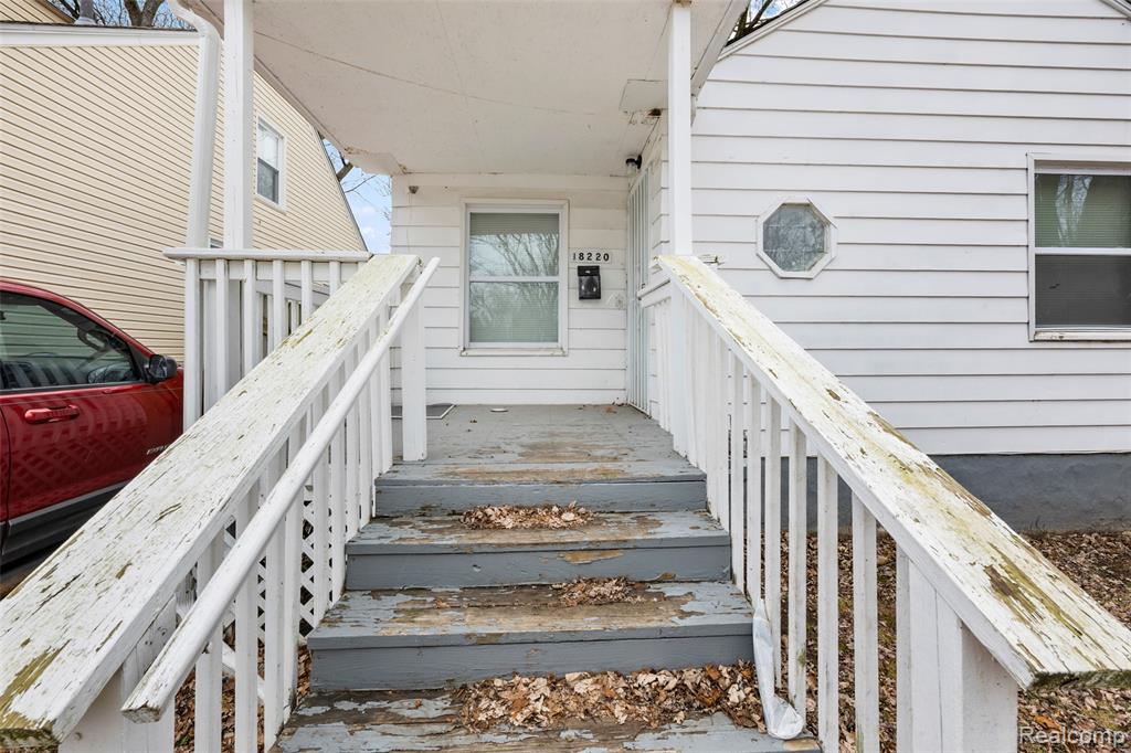 18220 Stout Street Property Photo 2