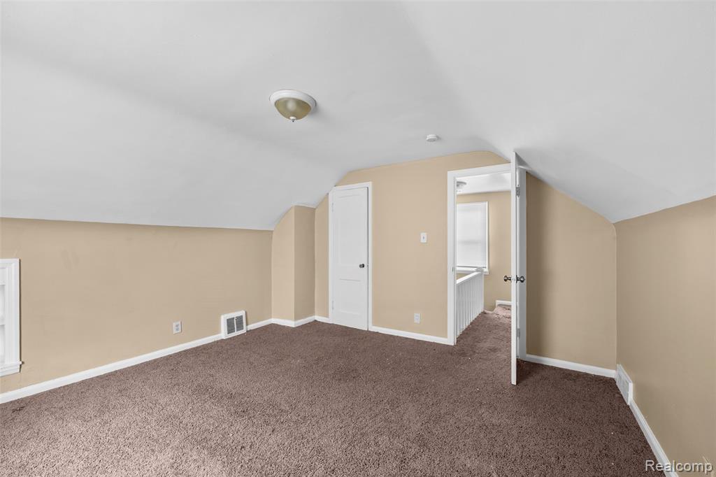 18220 Stout Street Property Photo 18