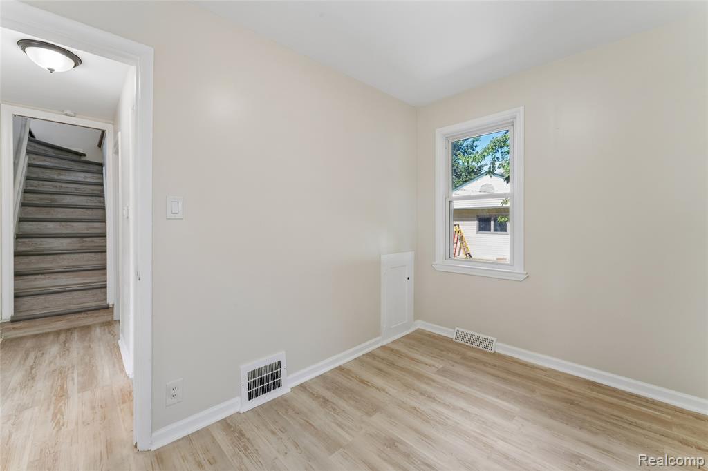 21248 Audette Street Property Photo 11