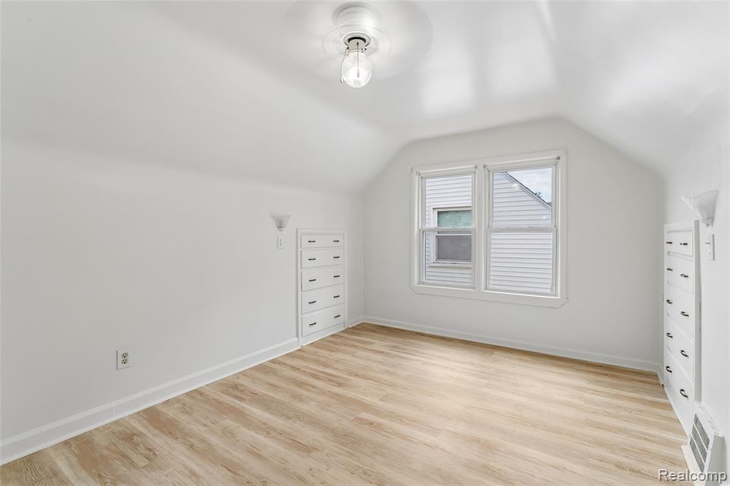 21248 Audette Street Property Photo 14