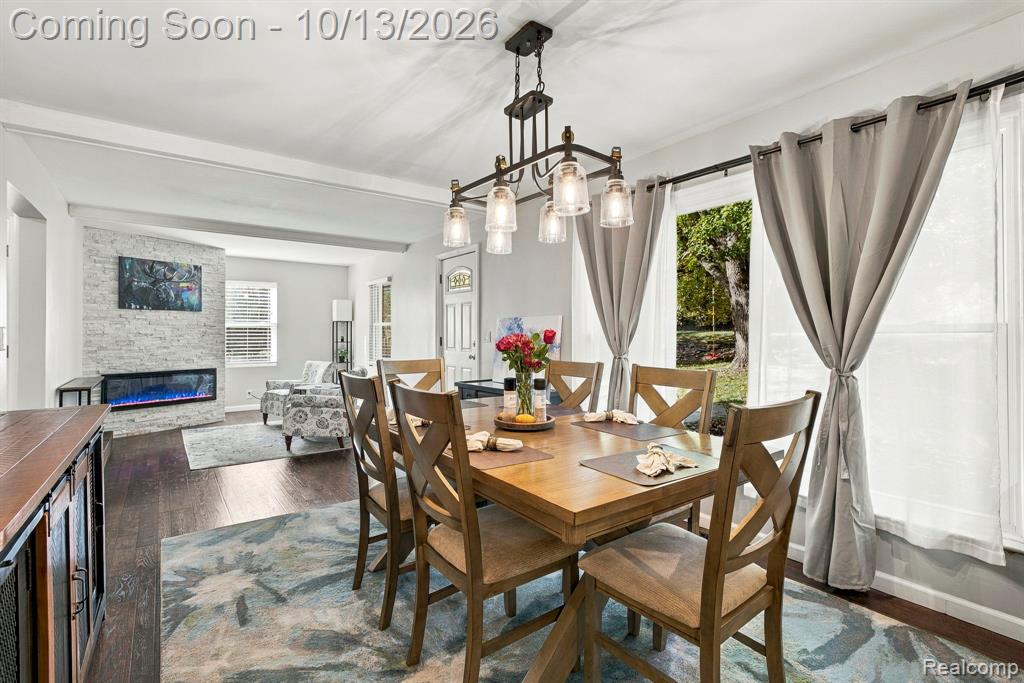 852 E Gunn Road Property Photo 7
