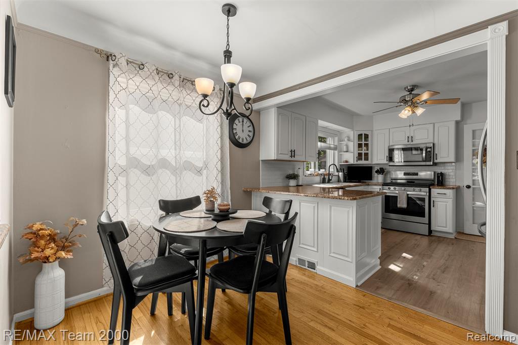 19195 Snow Avenue Property Photo 11