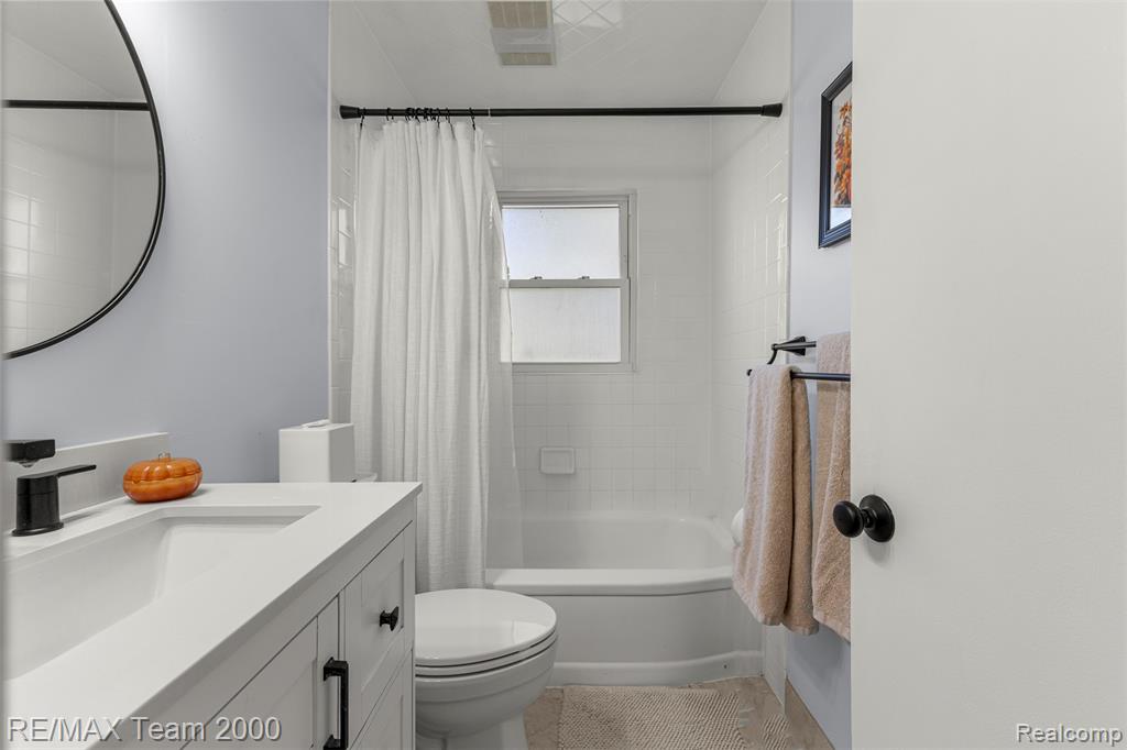 19195 Snow Avenue Property Photo 22