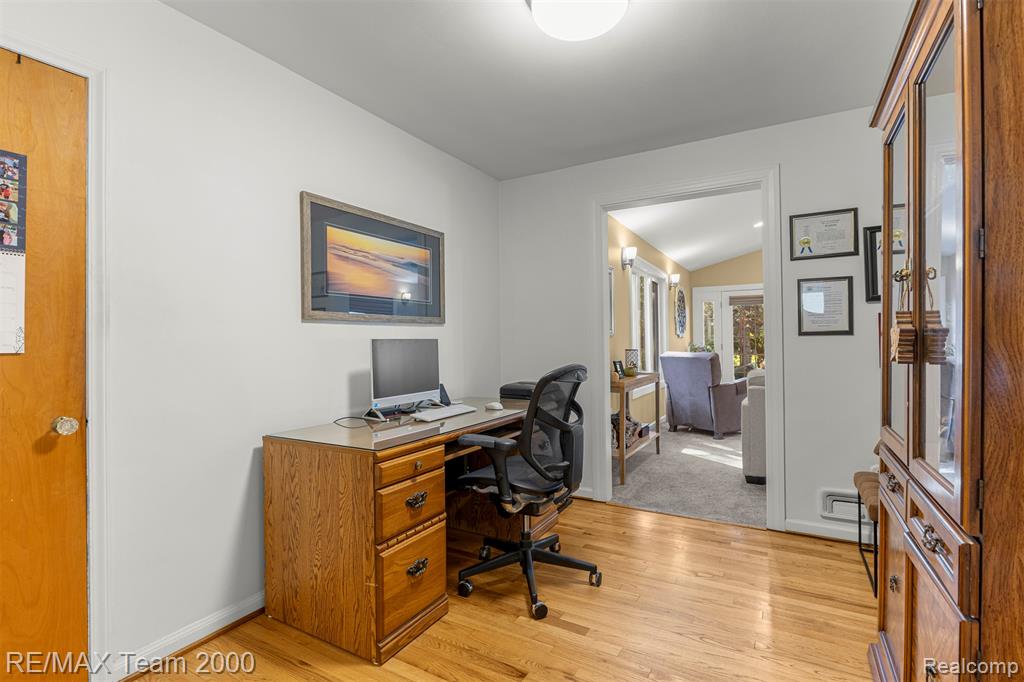 19195 Snow Avenue Property Photo 26