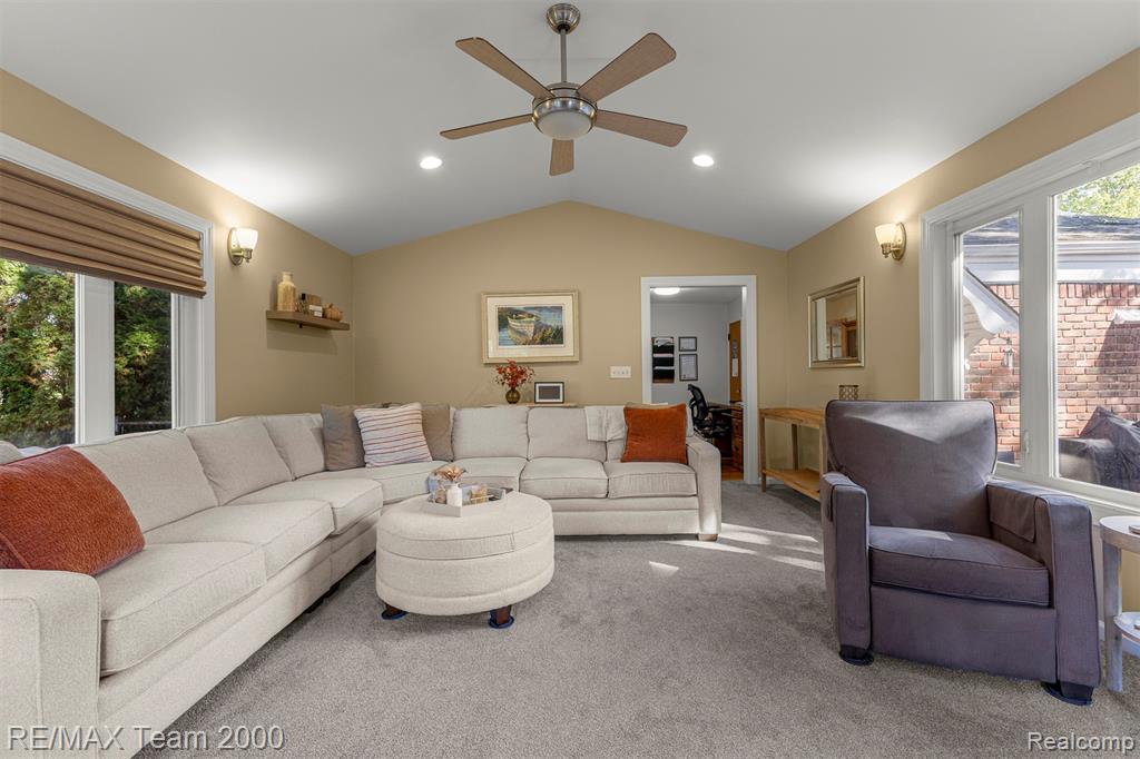19195 Snow Avenue Property Photo 32