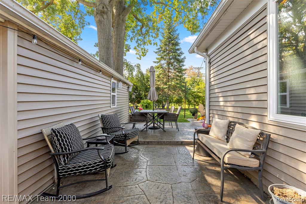 19195 Snow Avenue Property Photo 43